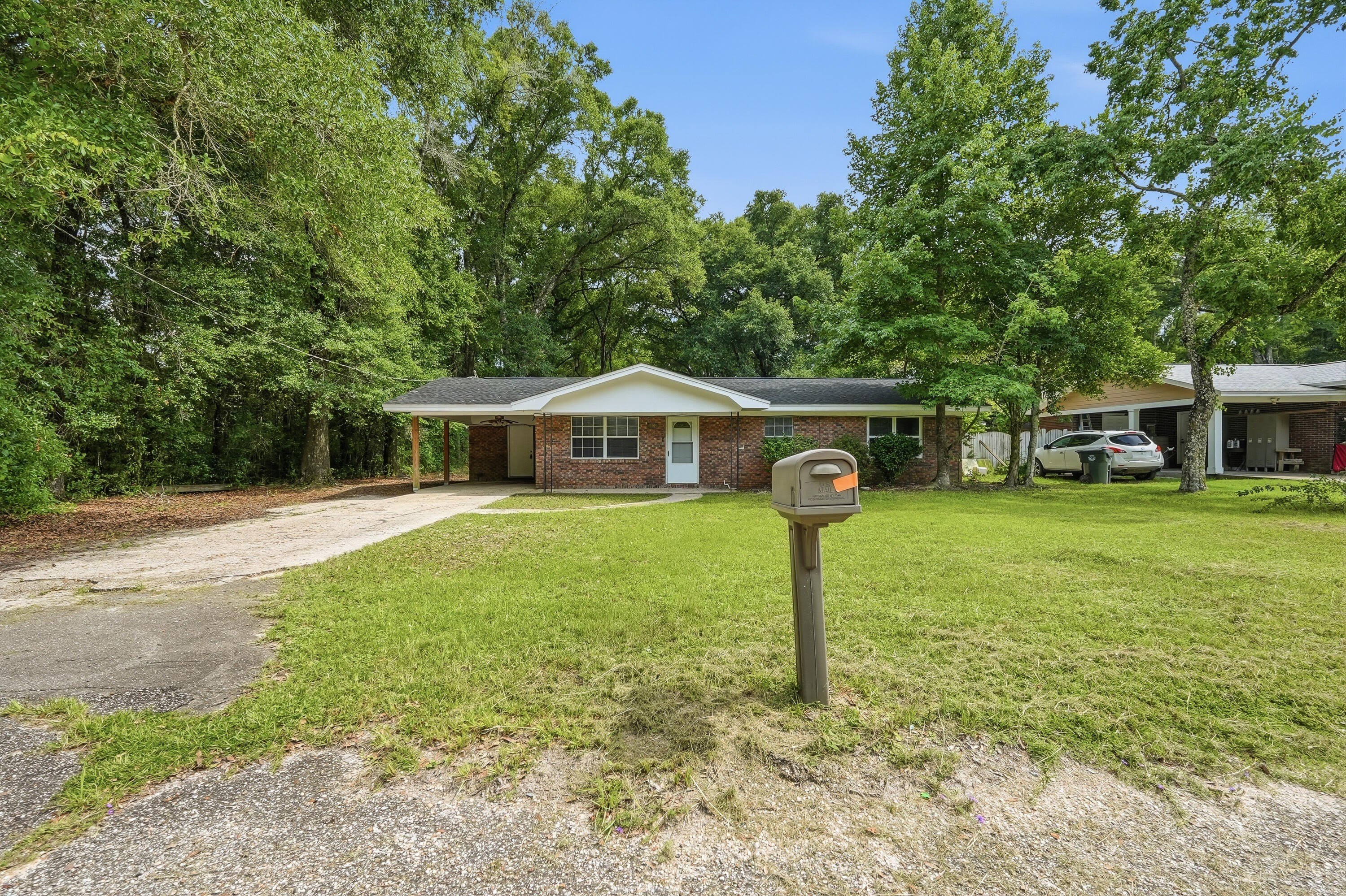 106 Andrews Avenue – photo 1 of 43