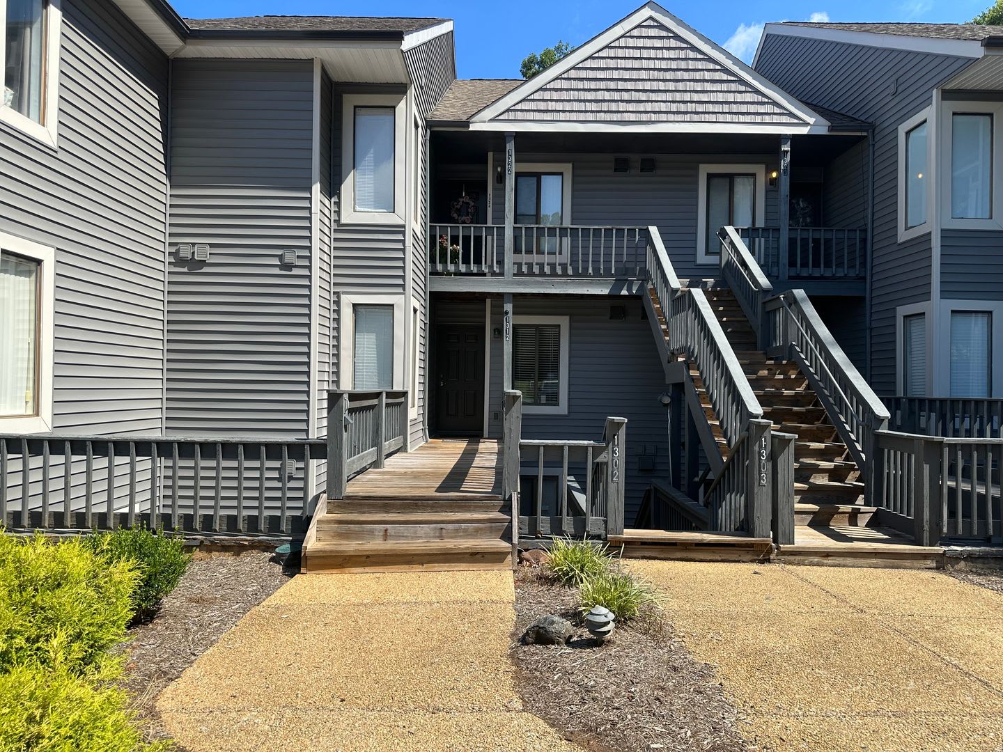 Condo In Lake Vista – photo 1 of 24
