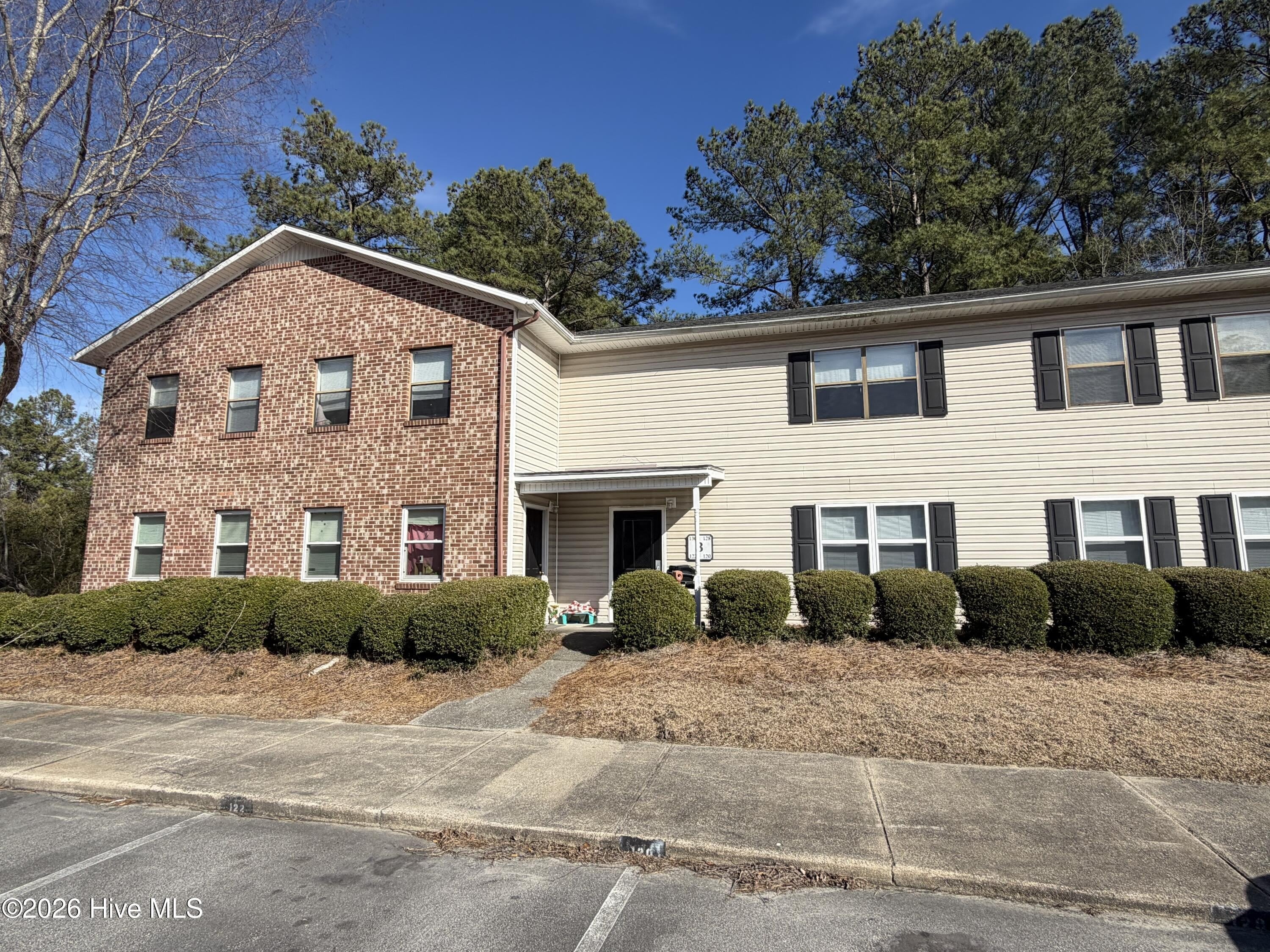 128 Cordell Circle – photo 1 of 11