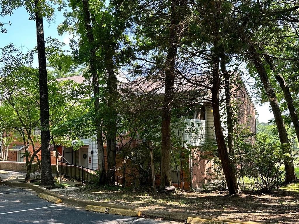 801 Country Club Cir – photo 1