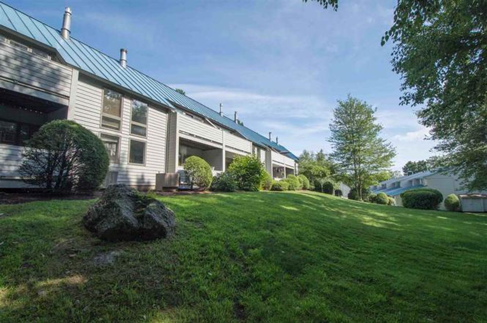 Long-Term Condo Rental Near Weirs Beach – photo 1 of 19