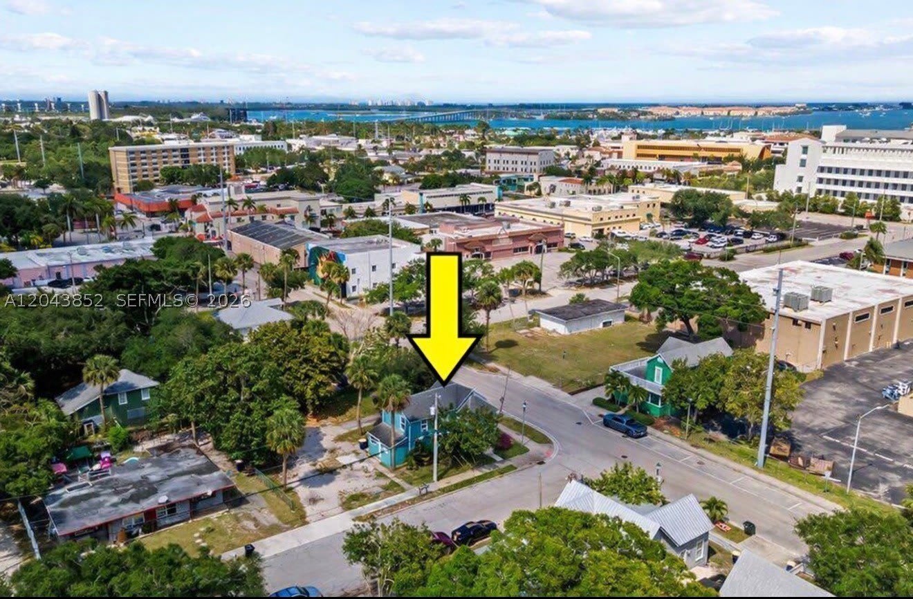 700 Boston Ave – photo 1