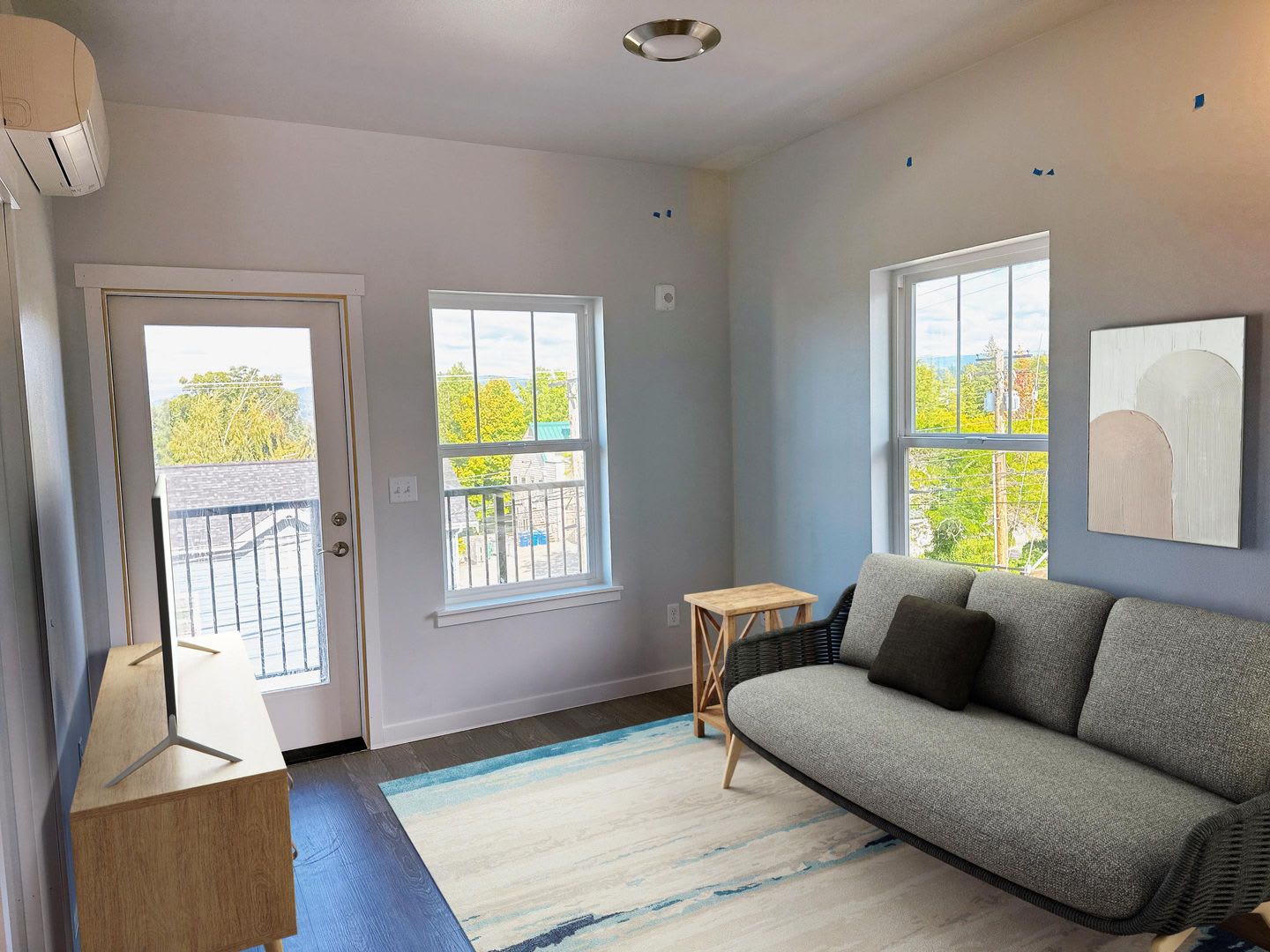 600 E Maple St – photo 1