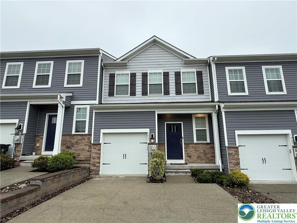 1047 Turnstone Drive – photo 1 of 17