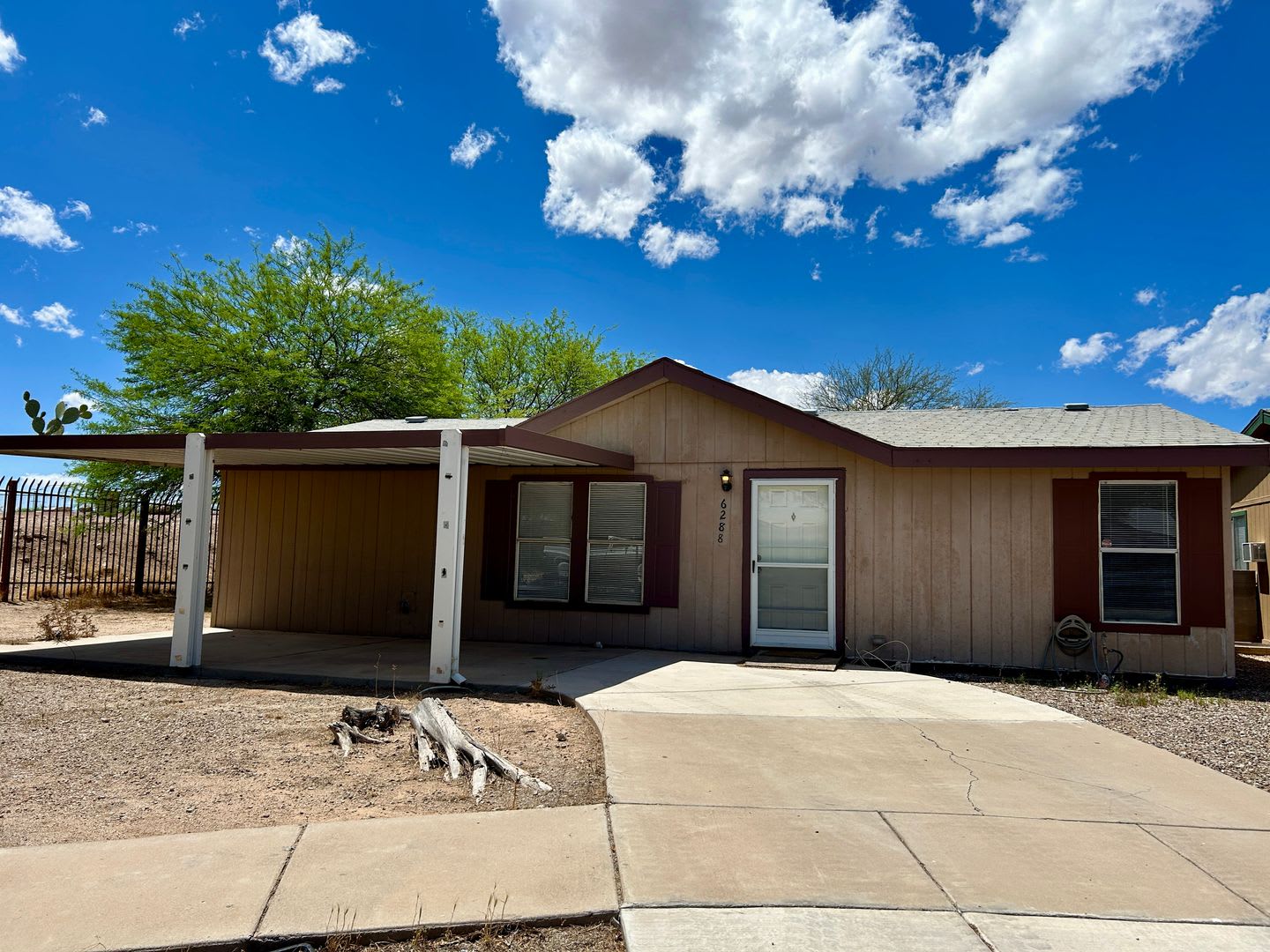 3 Bed 2 Bath Home In Tucson S Desert Vista Estates – photo 1