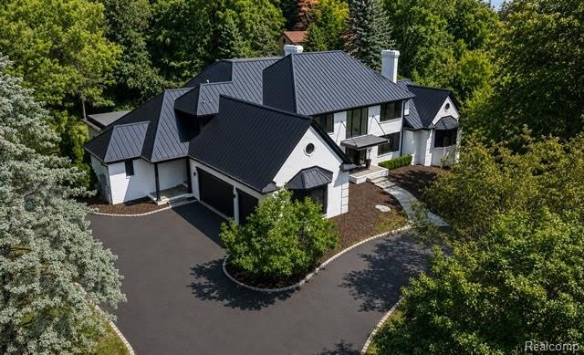 14 Beresford Court – photo 1 of 47