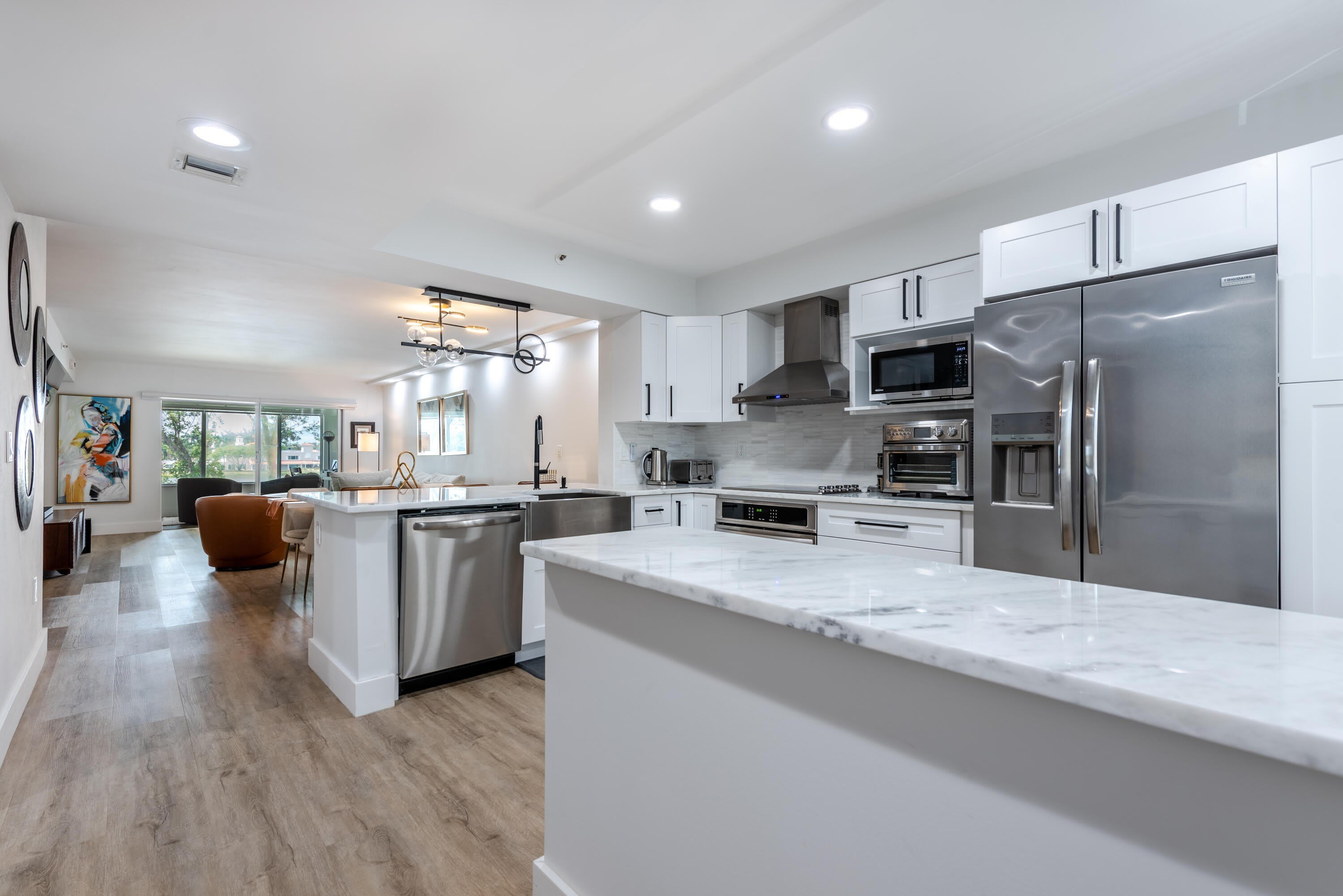 6096 Huntwick Terrace – photo 1