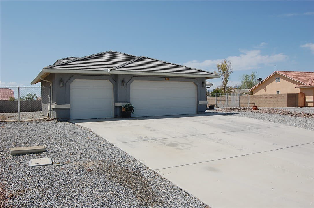 4911 E Ridgewood Drive – photo 1