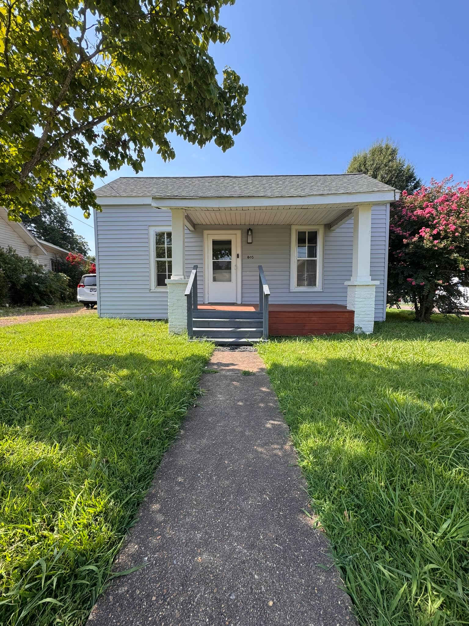 805 East Todd Street – photo 1 of 39