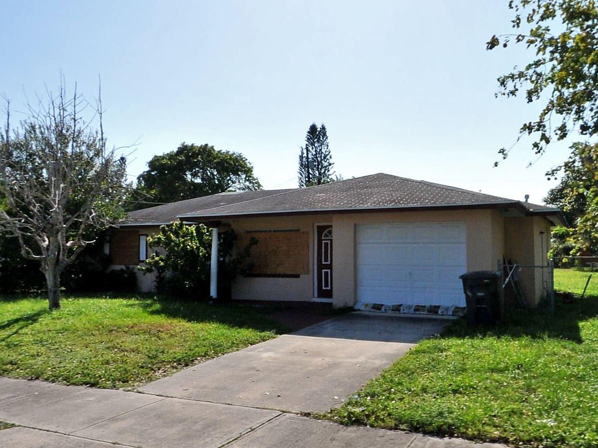 103 Essex Drive – photo 1 of 2