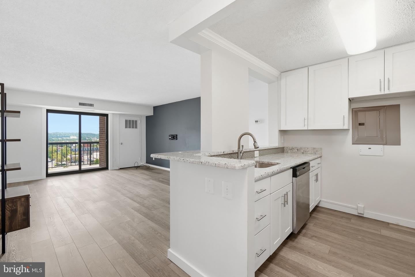 200 N PICKETT ST #1414 – photo 1