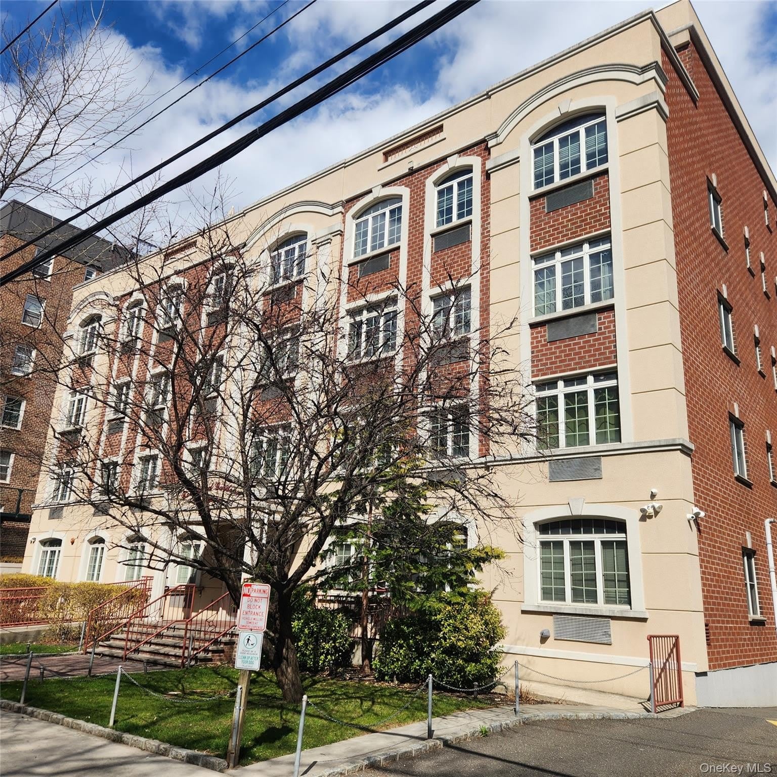 85-15 120th Street – photo 1