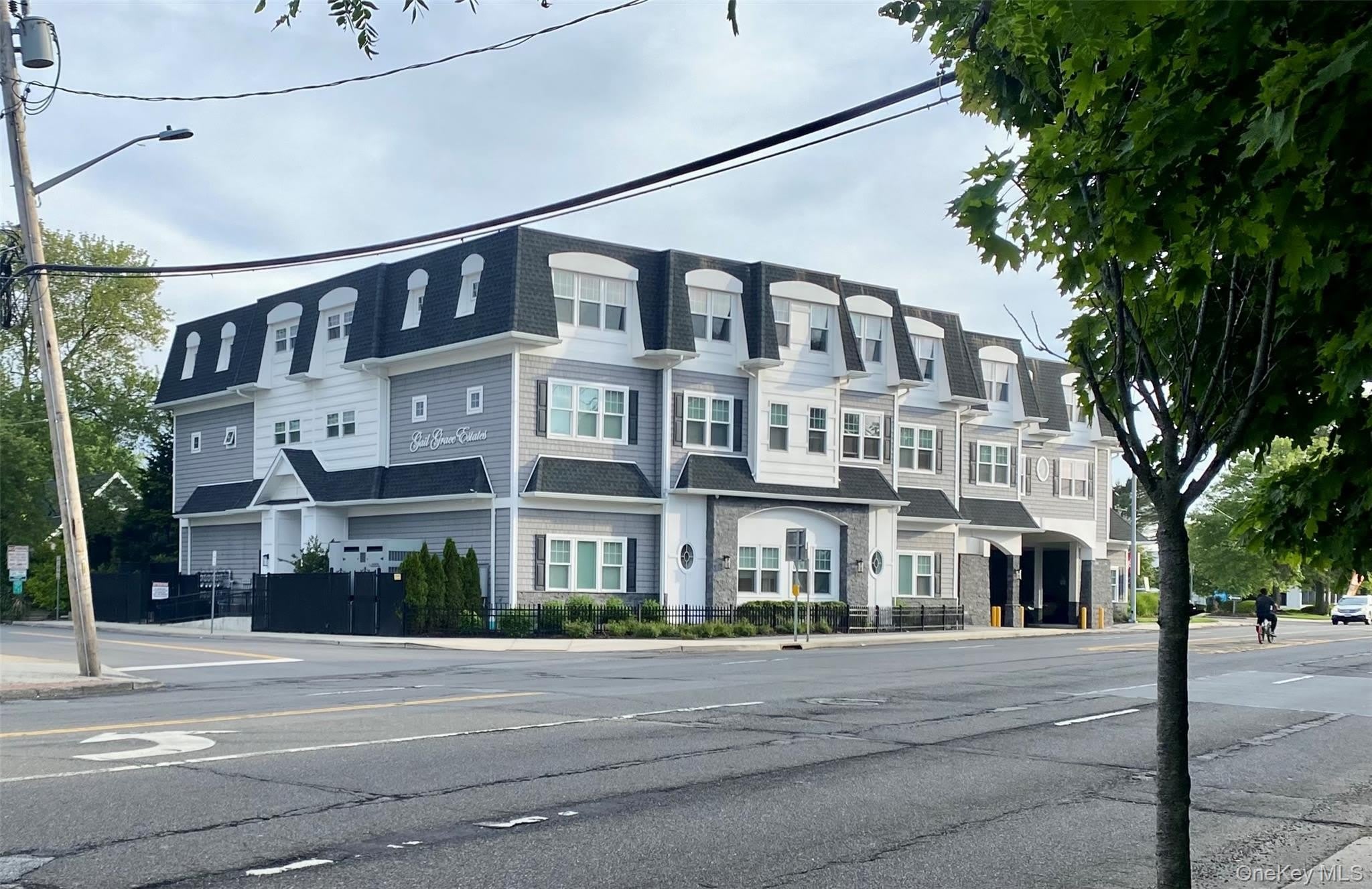 840 Montauk Highway – photo 1 of 21