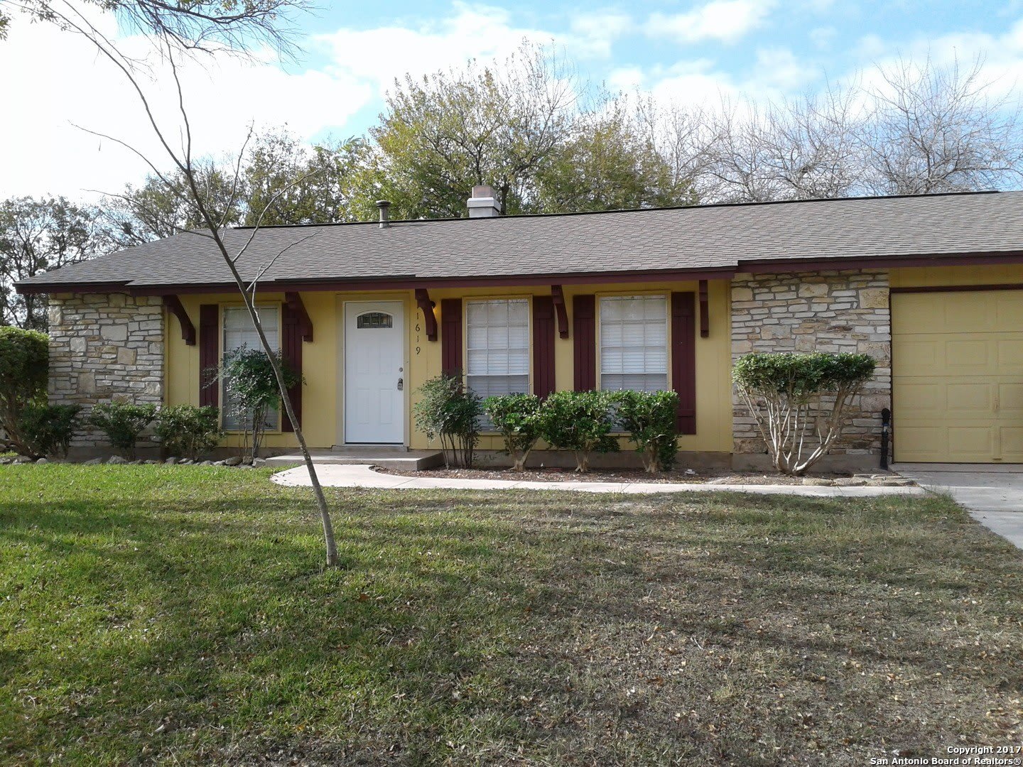 11619 HONEY GROVE ST – photo 1 of 14