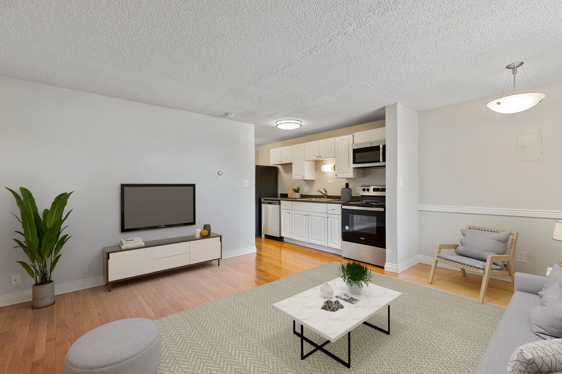 8 S Clarkson Street – photo 1