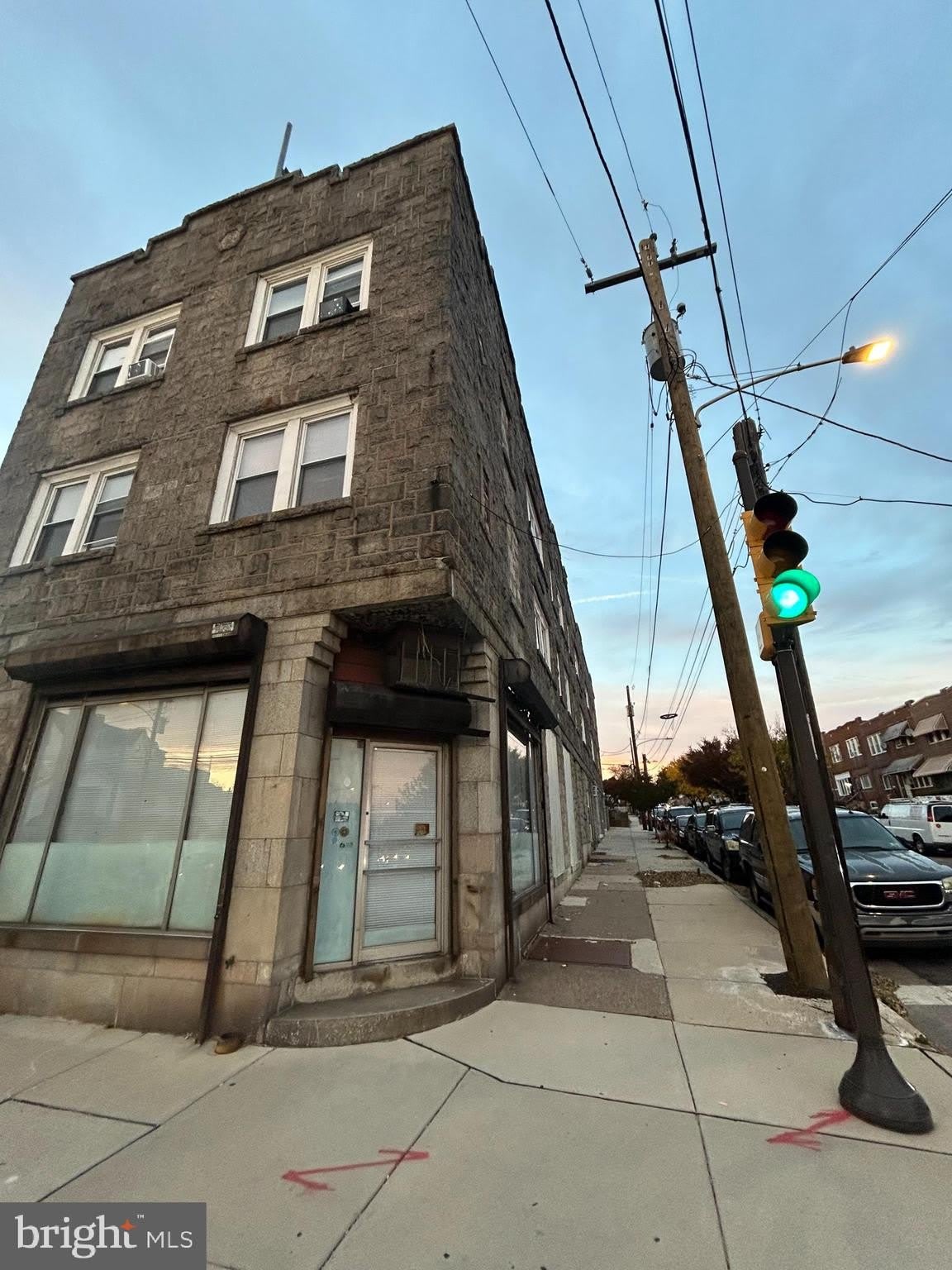 6501 HAVERFORD Avenue – photo 1