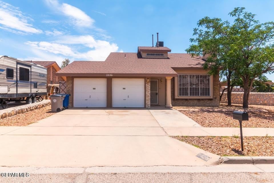 2220 Robert Wynn Street – photo 1