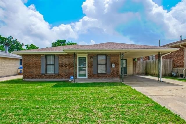 1849 REDWOOD Drive – photo 1 of 32