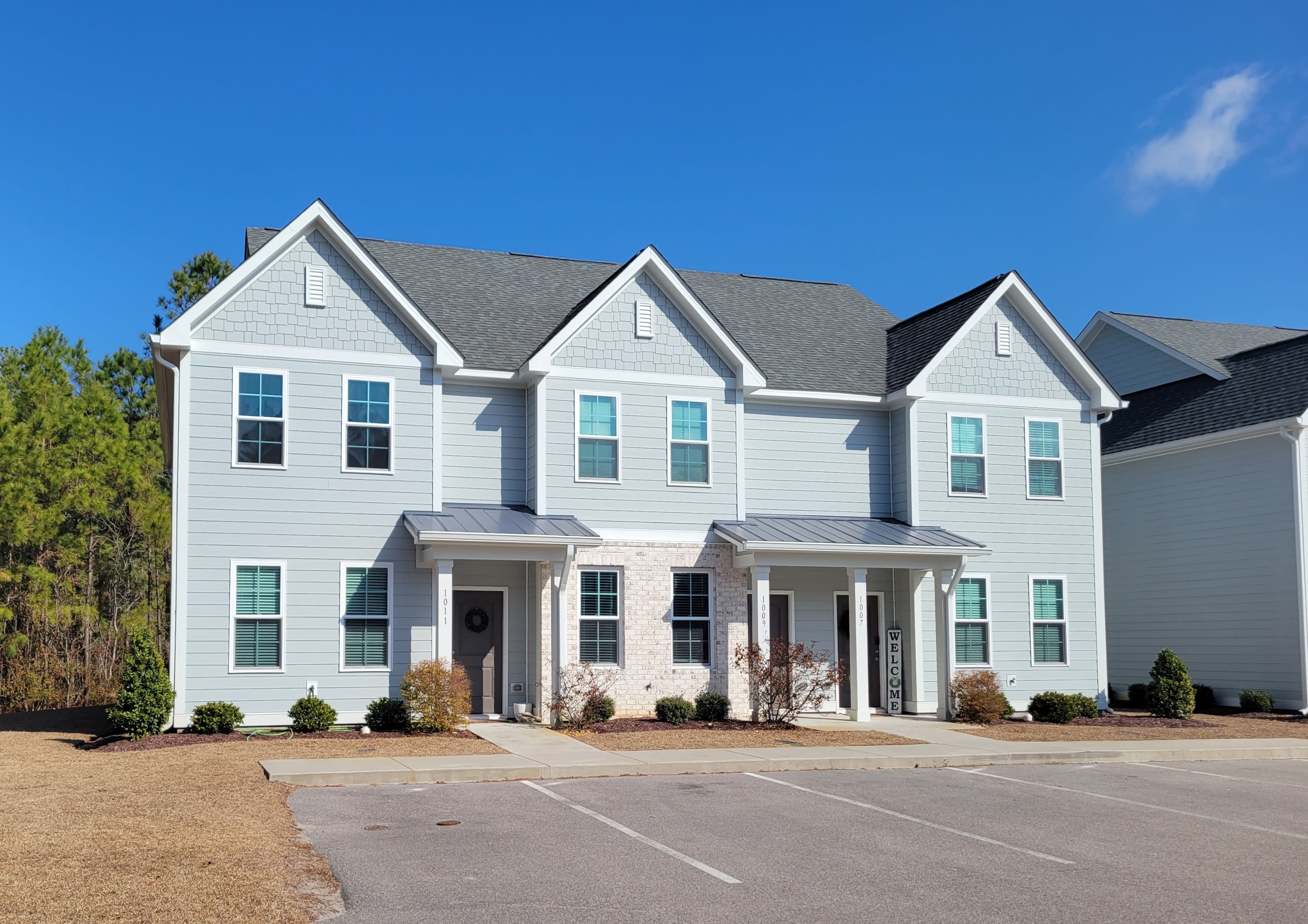 175 Old Murdoch Road – photo 1 of 7