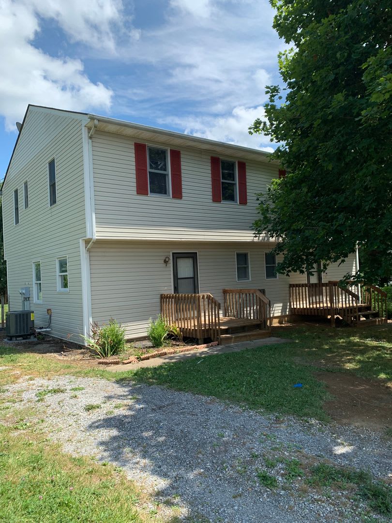 3 Bedroom 2.5 Bath Duplex – photo 1 of 14