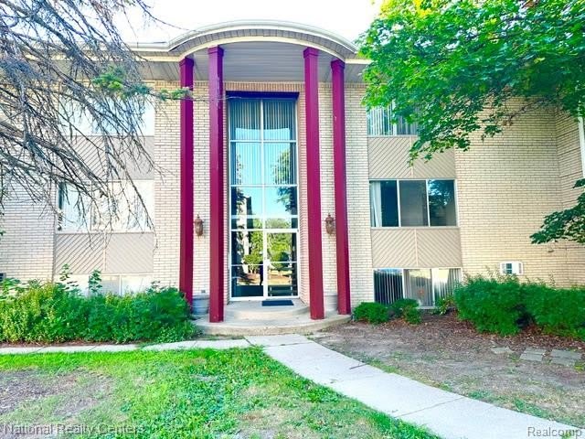 33234 Kingslane Court – photo 1 of 100