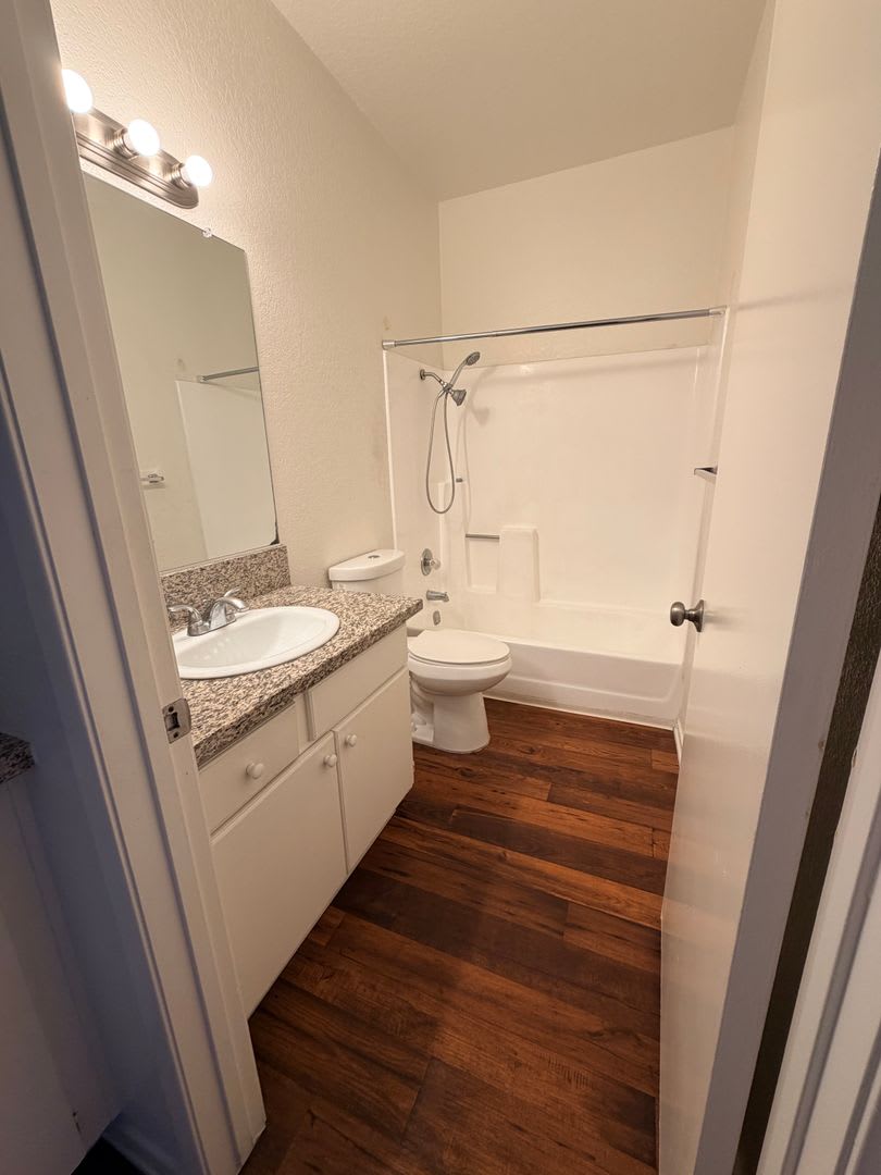 Palms Apartments San Marcos 2 bed 2 bath – photo 1 of 8