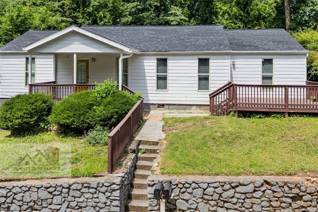 3277 Wheeler Street – photo 1 of 65