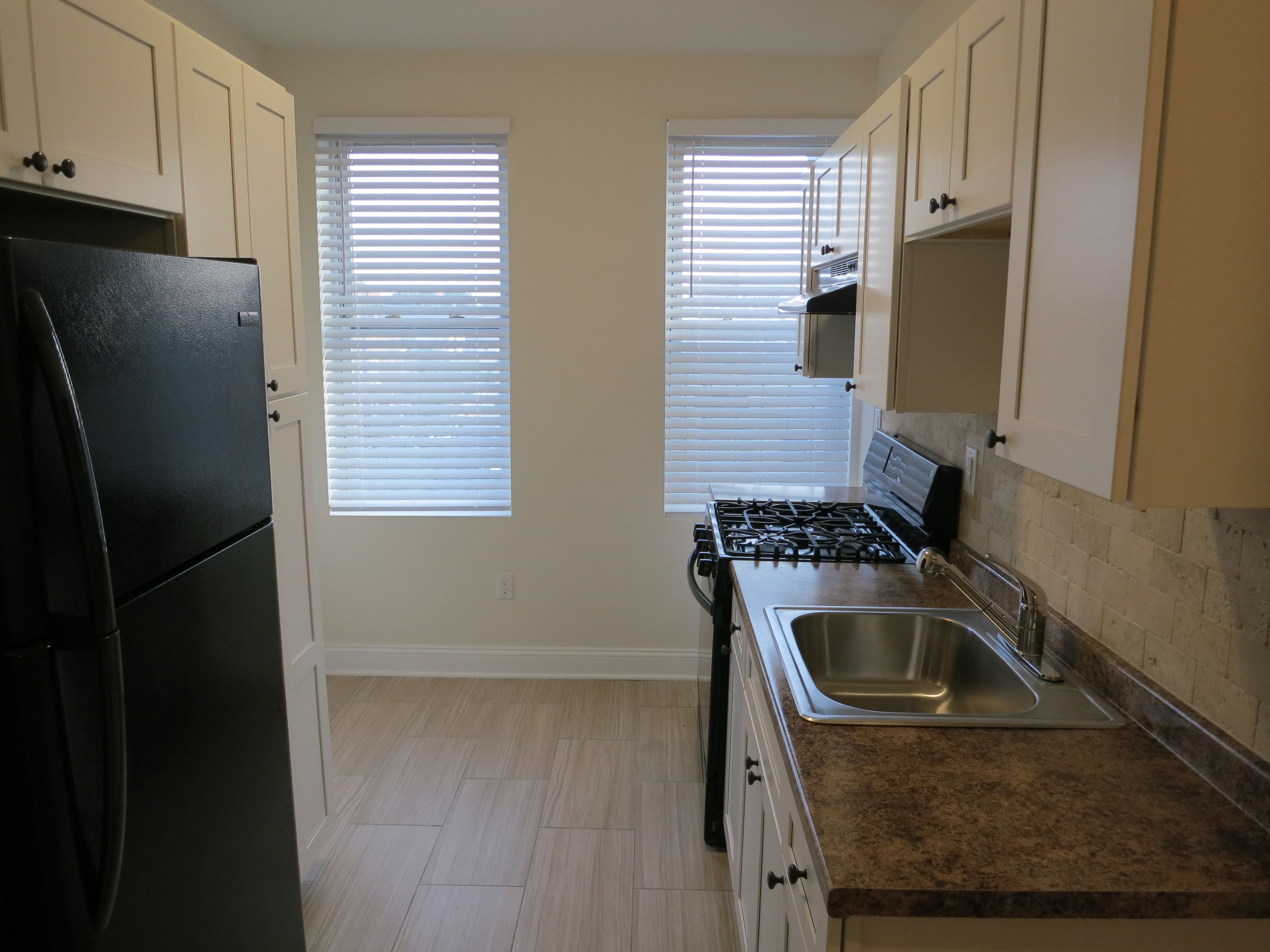7803 Hudson Avenue – photo 1 of 7
