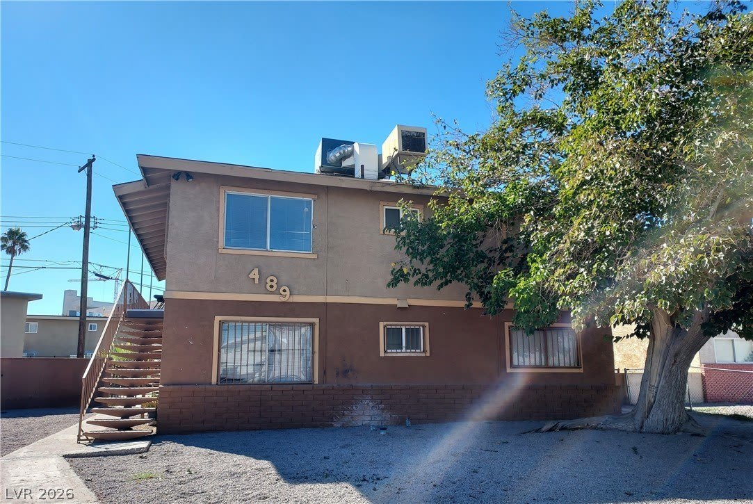 489 North Circle – photo 1