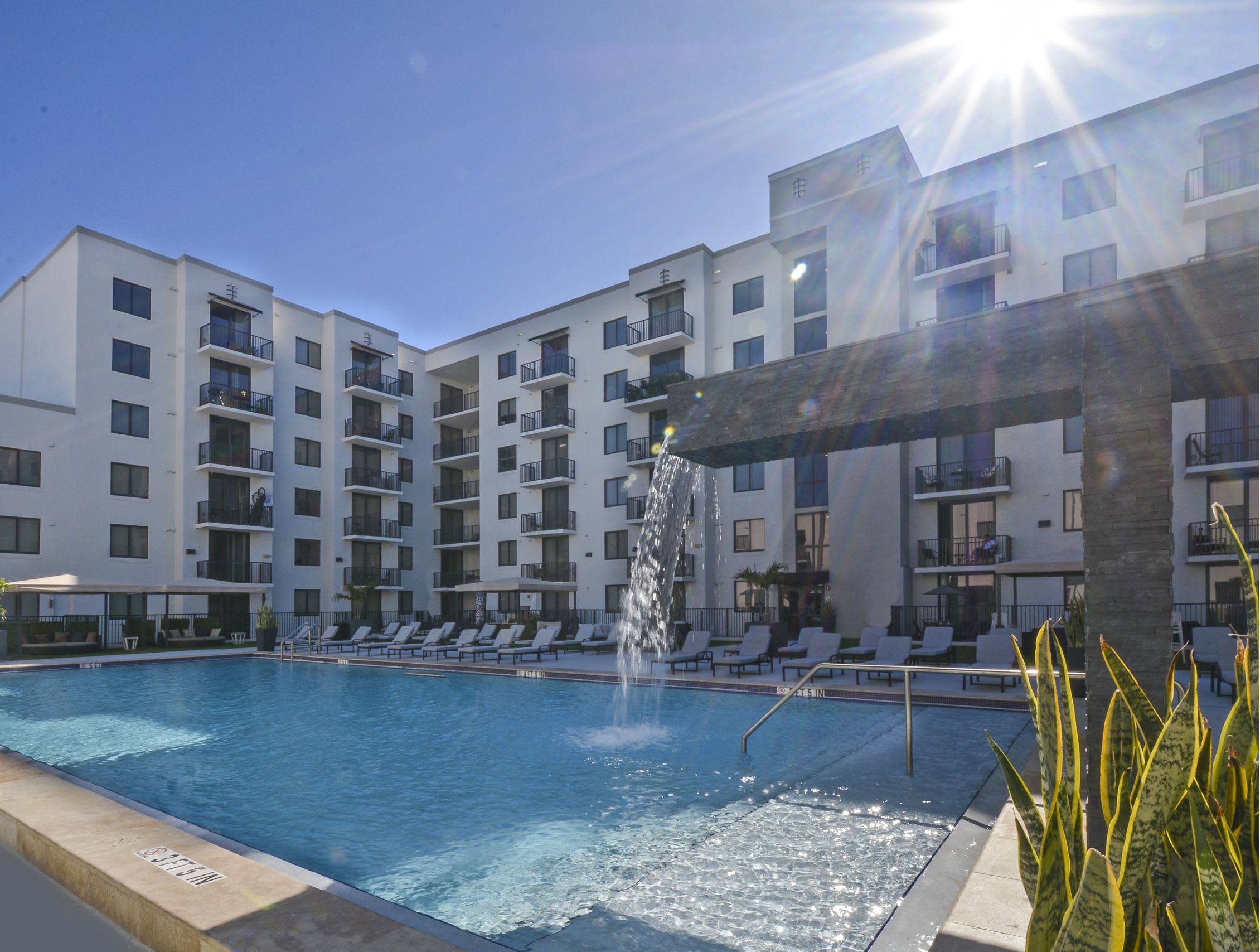 Solena West Miami – photo 1 of 27