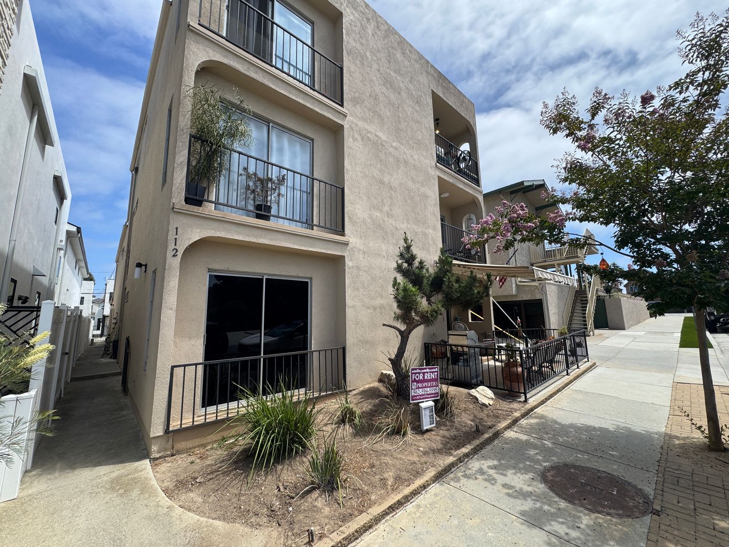 112 2Nd St – photo 1 of 54