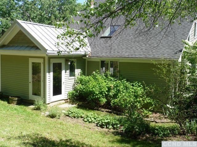 125 Taconic Creek Road – photo 1 of 30