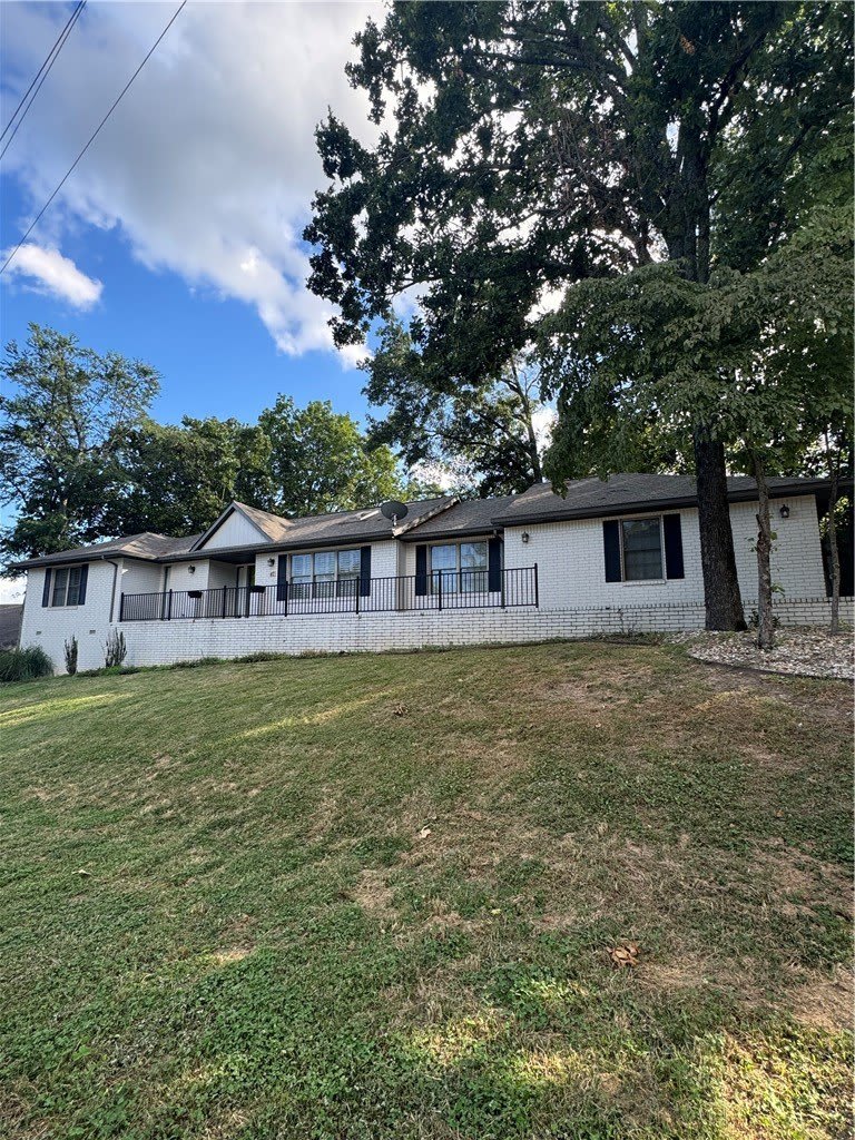47 Dalton Drive – photo 1