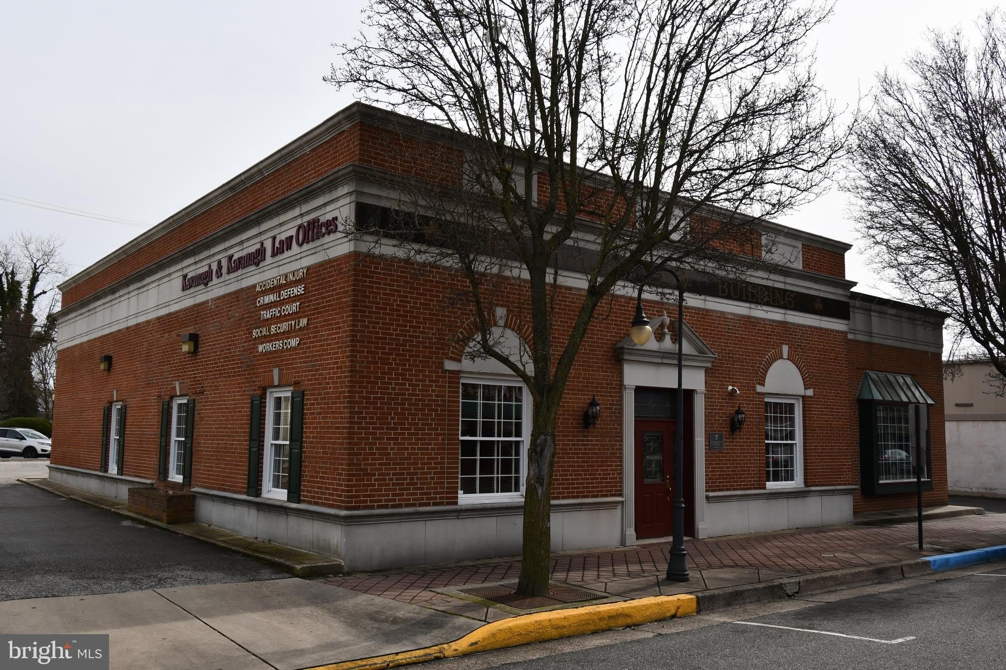 219 N HIGH Street – photo 1 of 24