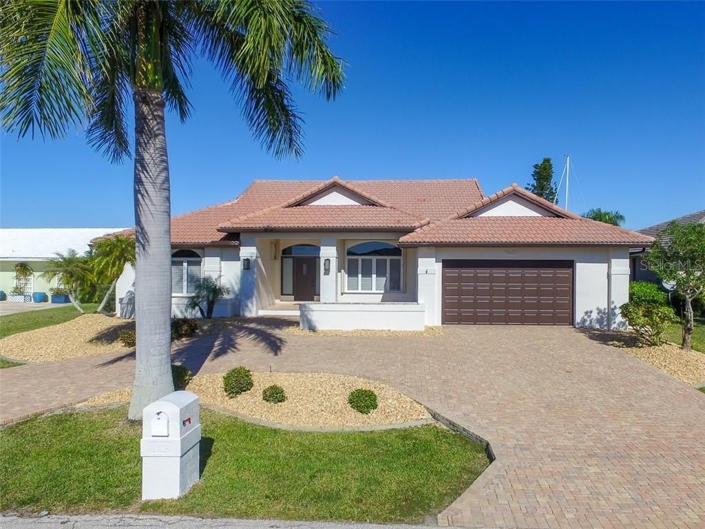 142 HIBISCUS DRIVE – photo 1 of 22