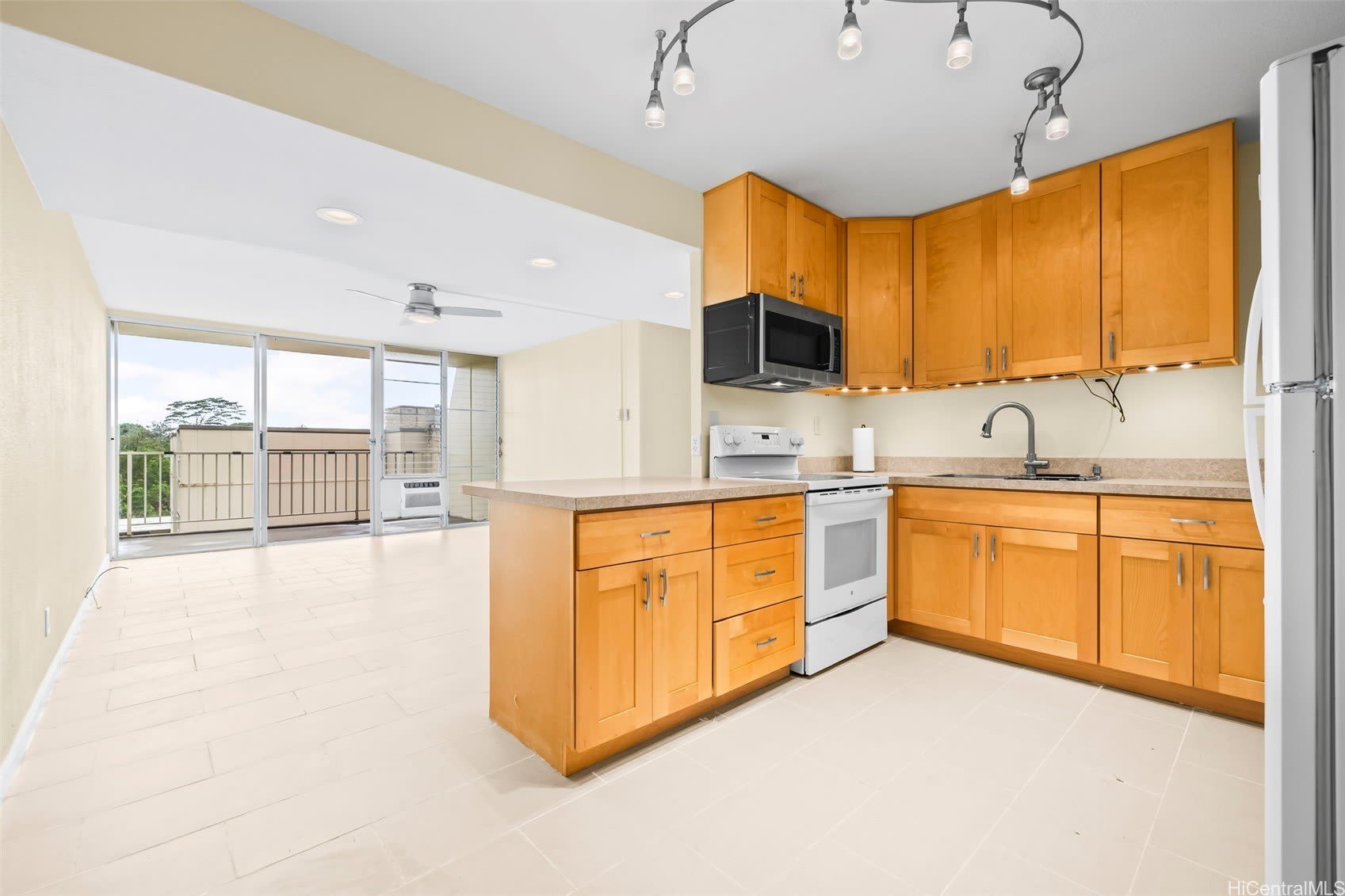 95-2057 Waikalani Place – photo 1 of 18