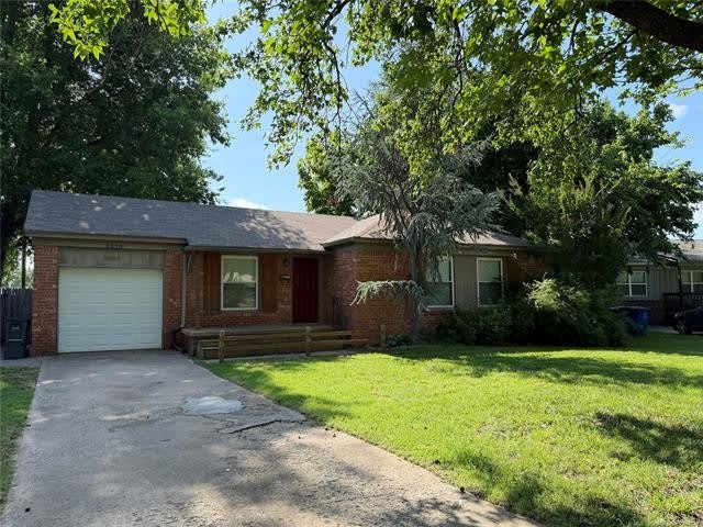 4819 S Owasso Avenue – photo 1 of 21