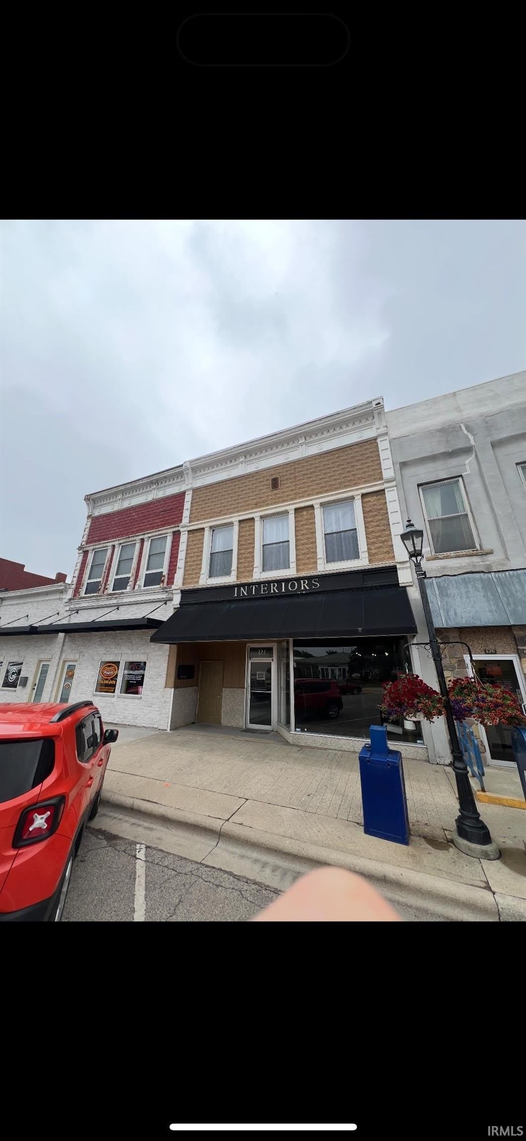 124 S main Street – photo 1 of 7