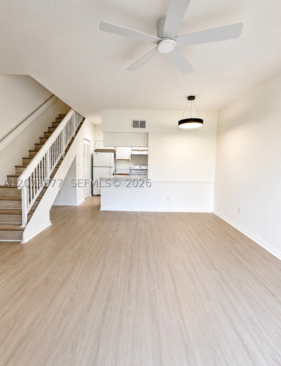 18316 NW 68th Ave – photo 1