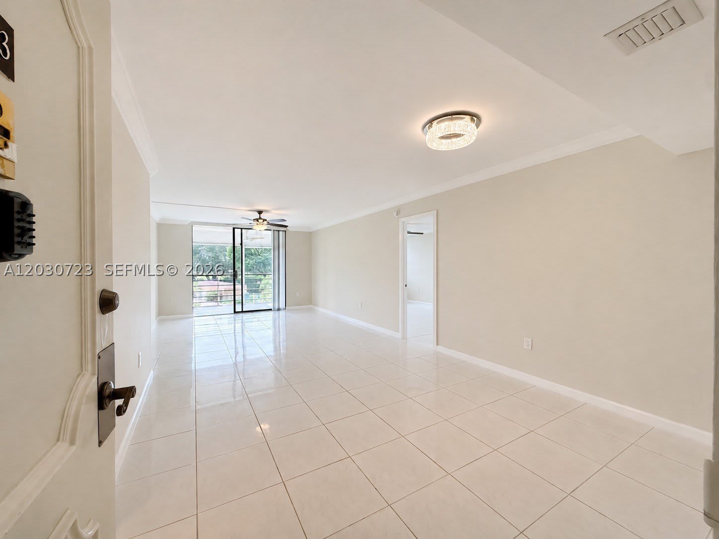 1300 St Charles Pl – photo 1