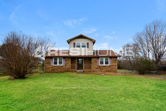 2592 Fairview Boulevard – photo 1 of 20