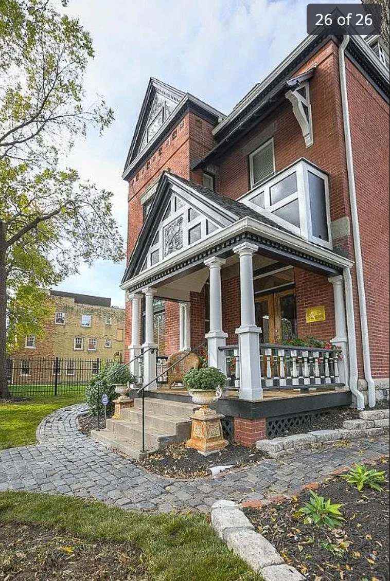 1020 Pennsylvania Avenue – photo 1