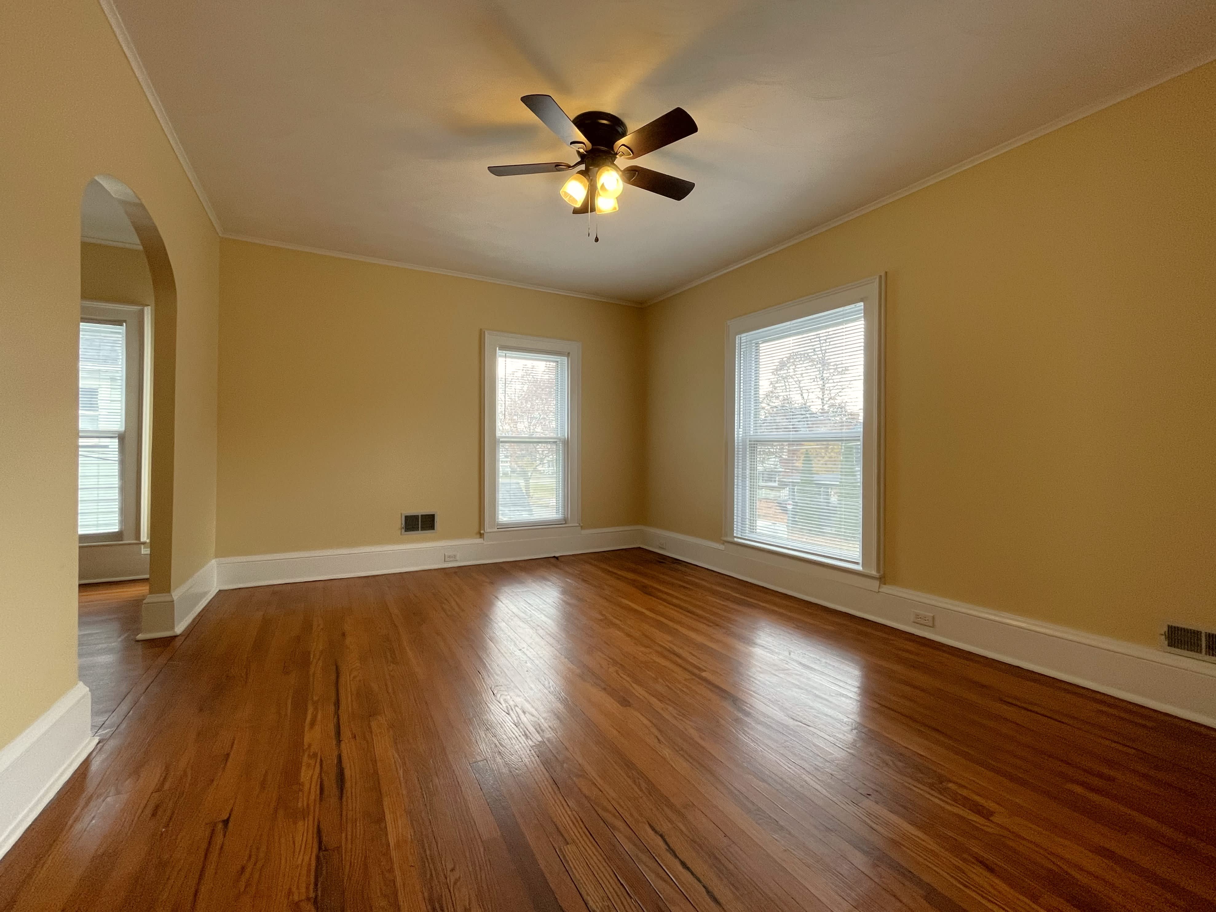 110-112 Elm St – photo 1 of 23