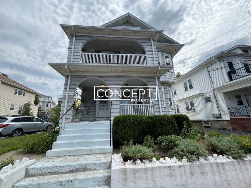 98 West Quincy St – photo 1