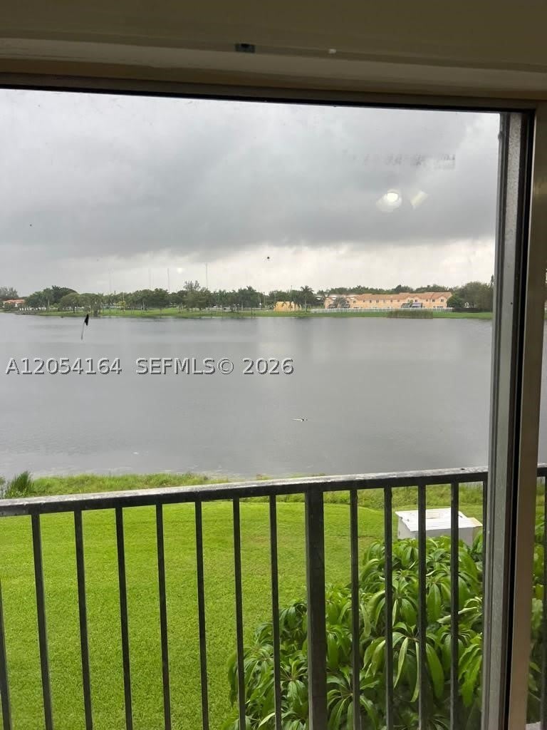8720 N Sherman Cir – photo 1