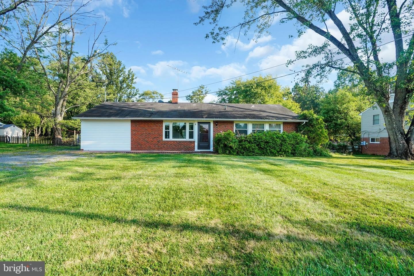 13209 THORNTON DR – photo 1 of 30