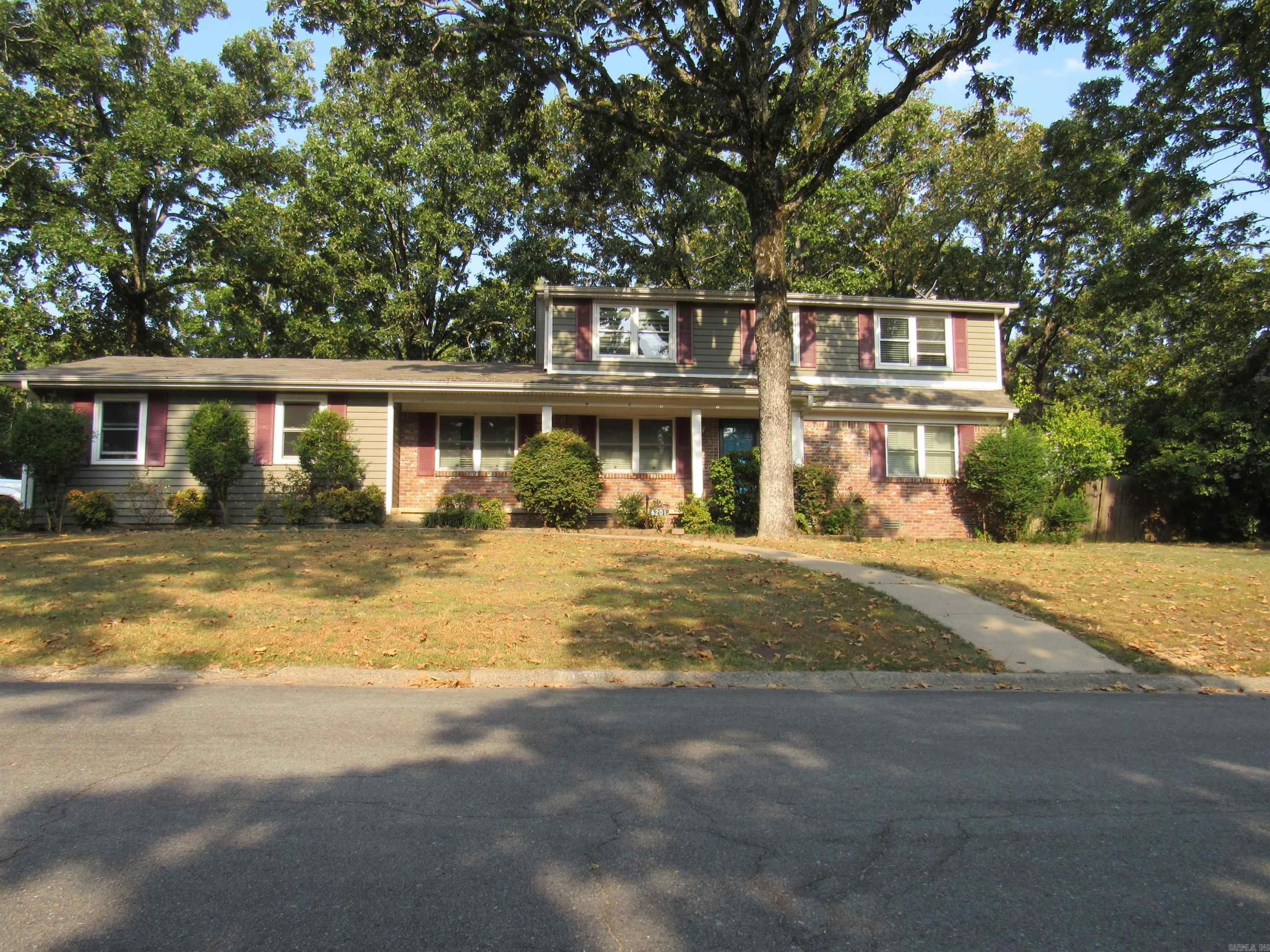 6201 Blackhawk Drive – photo 1