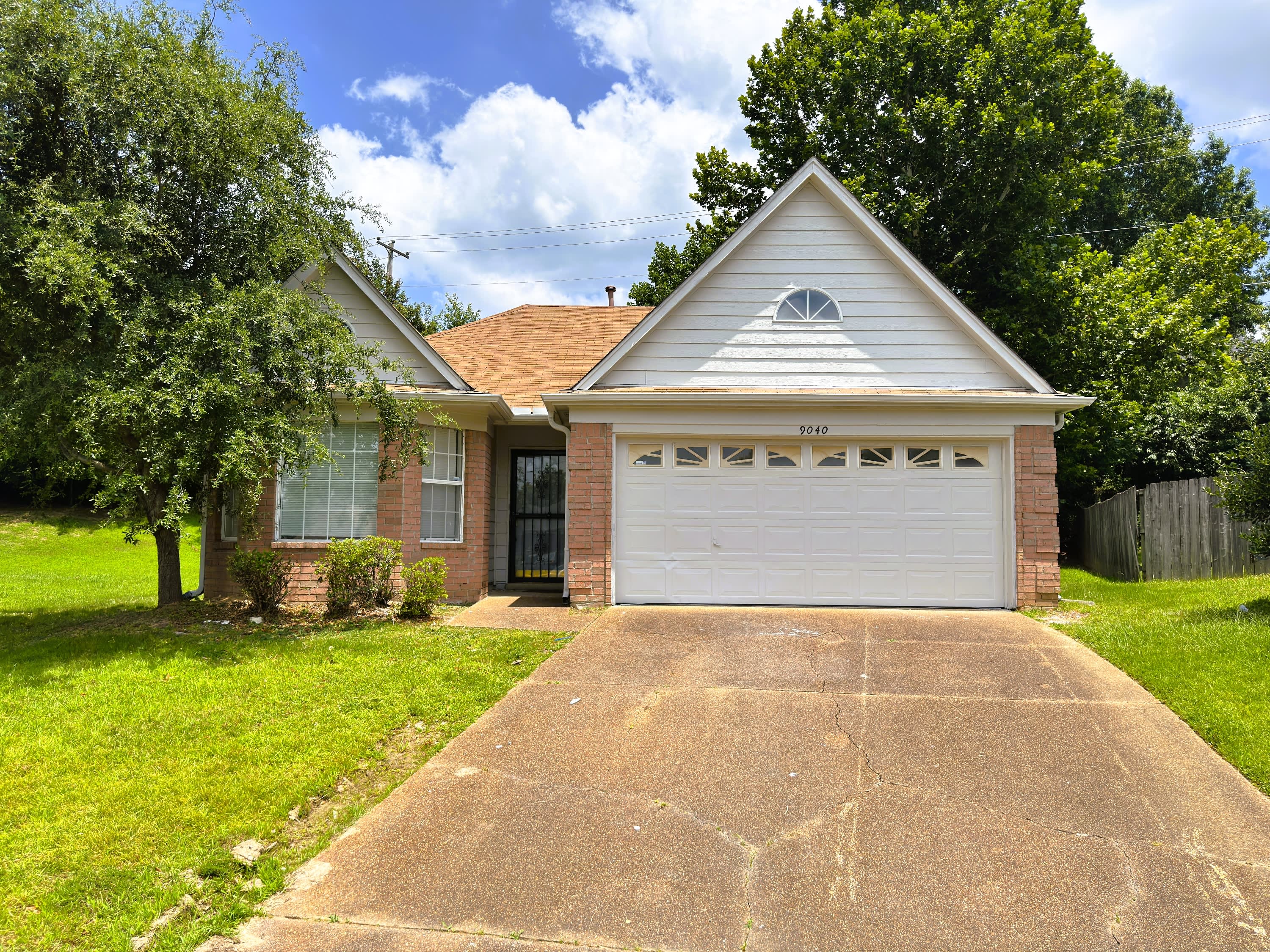 9040 Pepper Hollow Court – photo 1