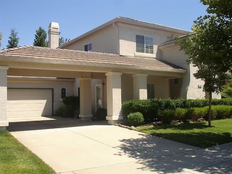 Welcome to your dream rental in Roseville! – photo 1