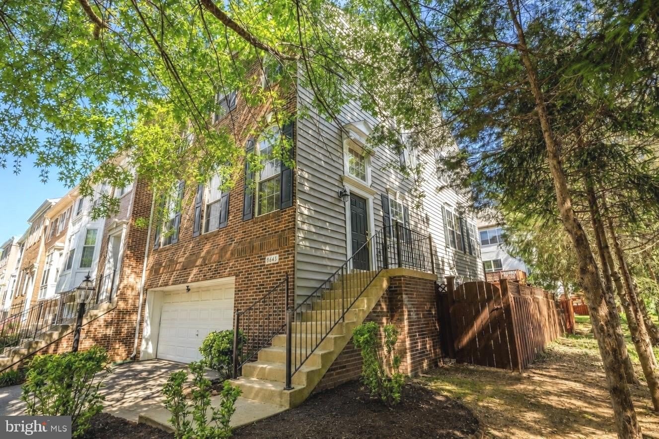 8646 Royal Worcester Lane – photo 1 of 124